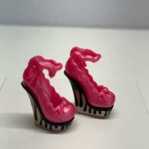monster high draculaura shoes sweet 1600